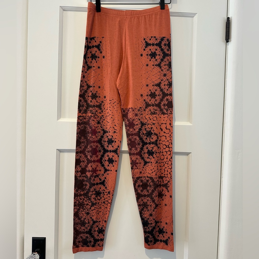 Blue Fish Bamboo/Lycra Leggings in Persimmon - NWT!